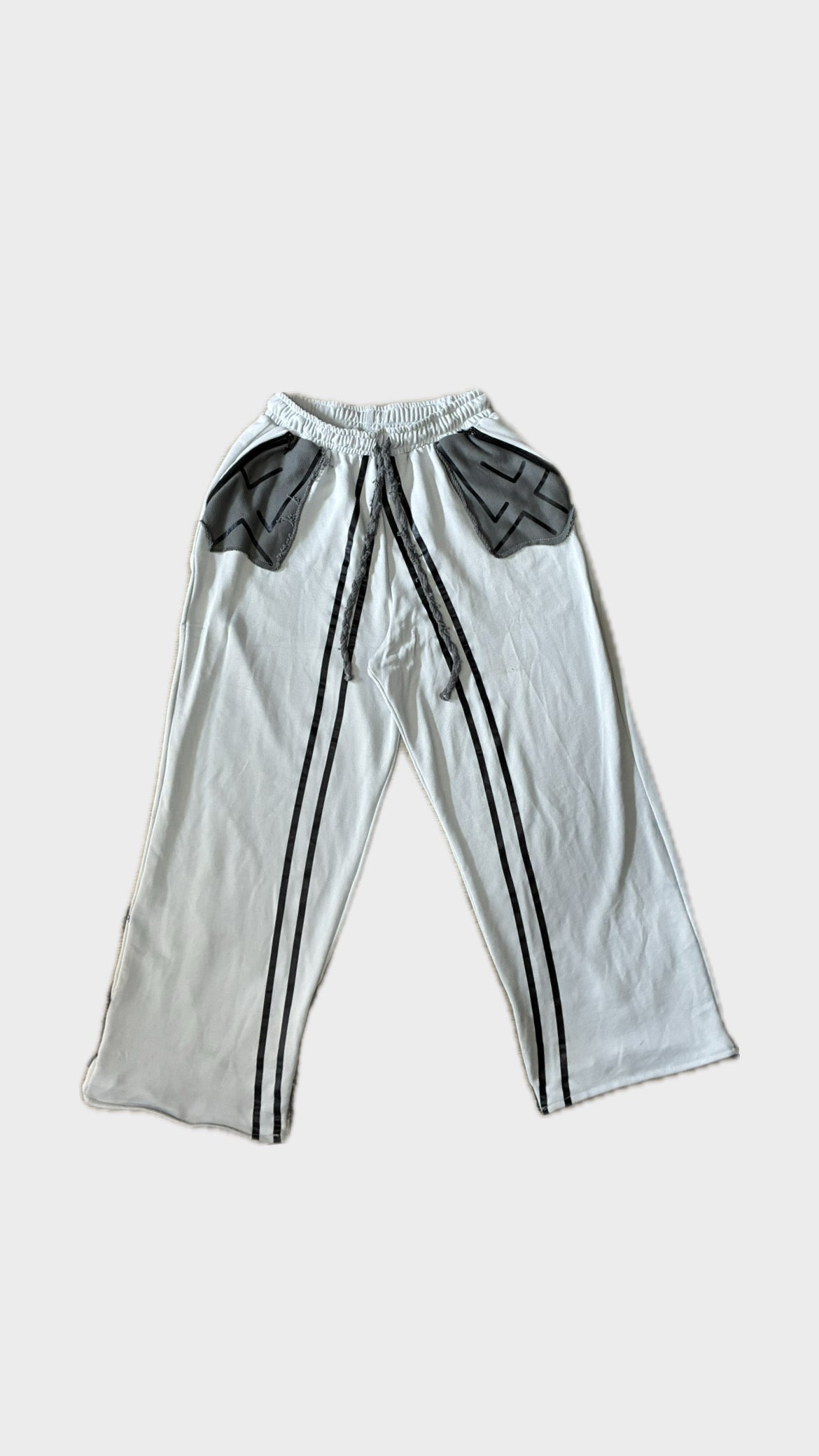 MIDNIGHT SWEATPANTS
