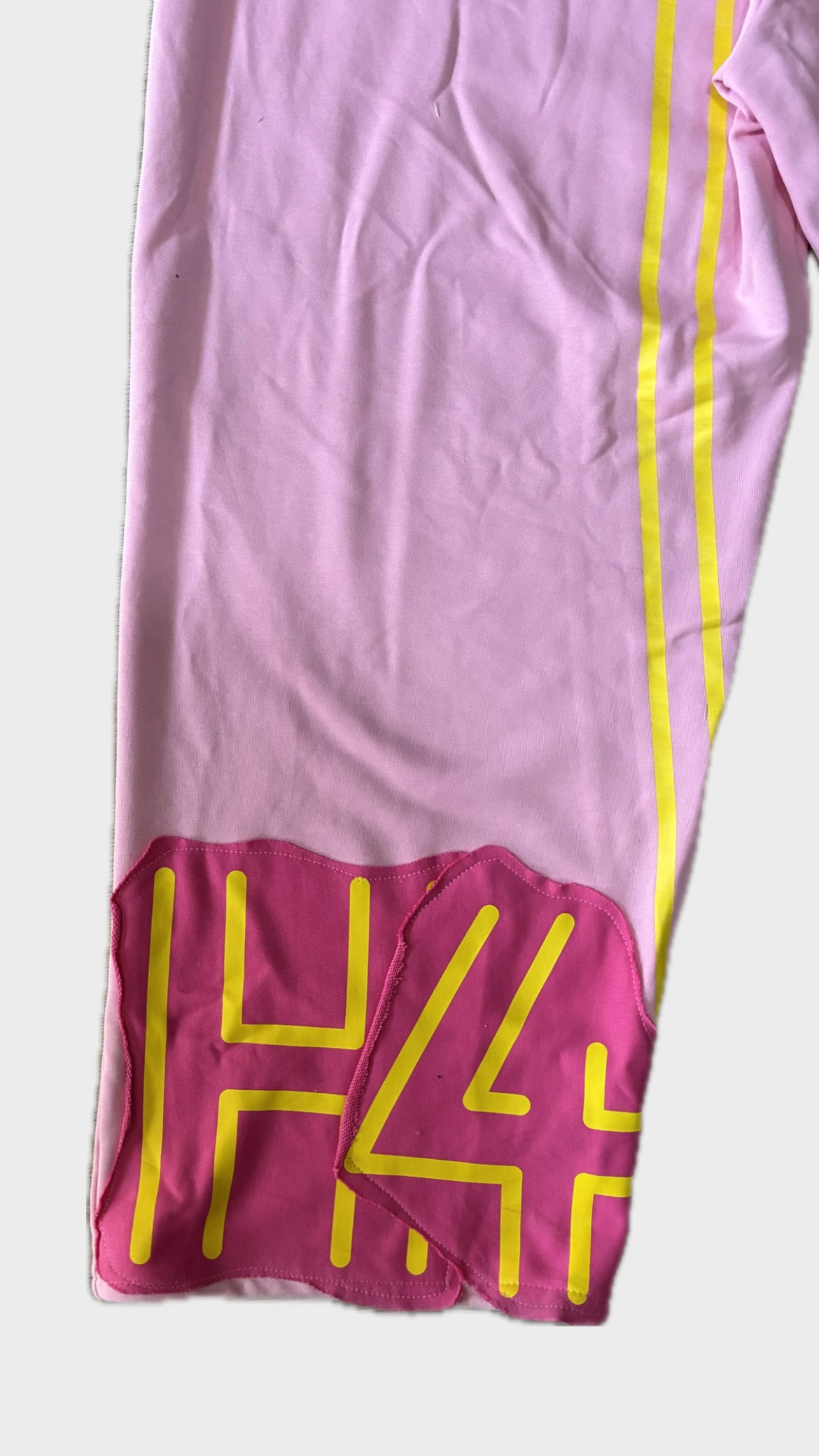 PINKS SWEATPANTS