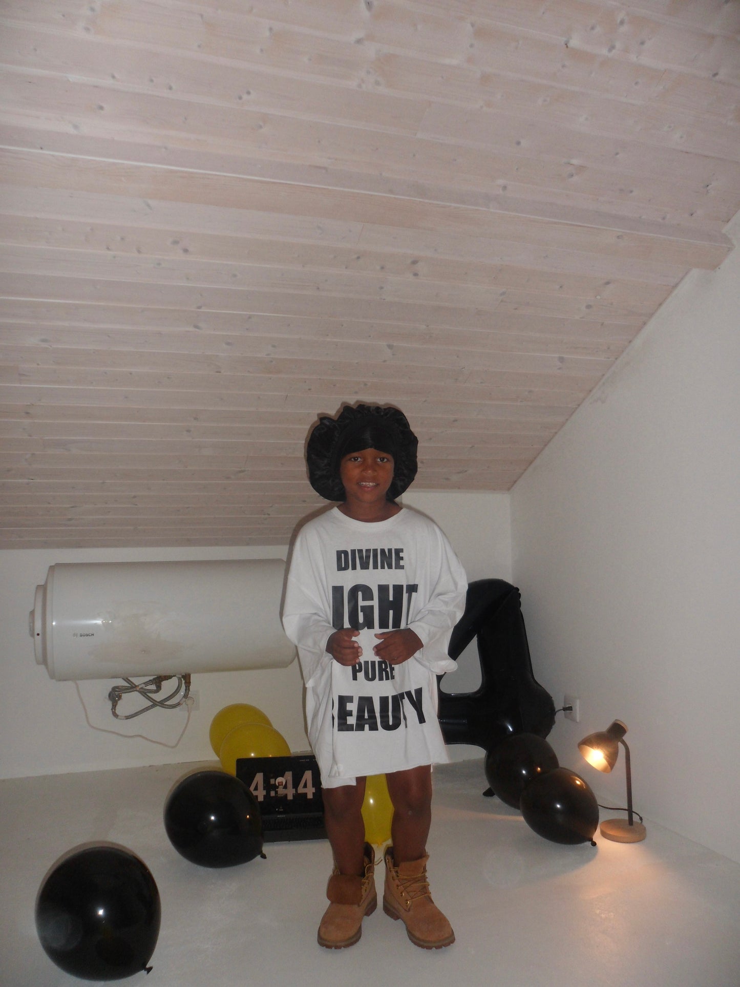 DIVINE LIGHT TEE